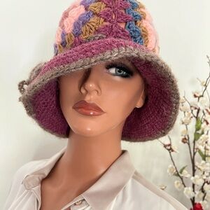 Granny Square crochet hat Brim
